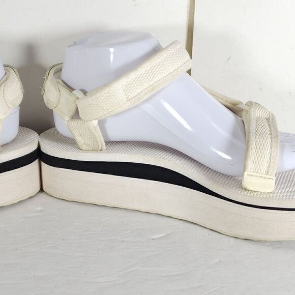 Teva Women's Flatform Universal US 9 White Mid Platform Strappy Sandals - Picture 7 of 14